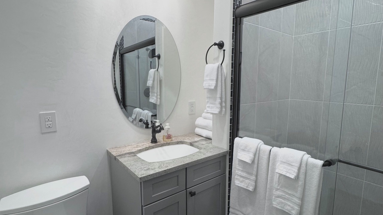 Photo of Bathroom in Silt