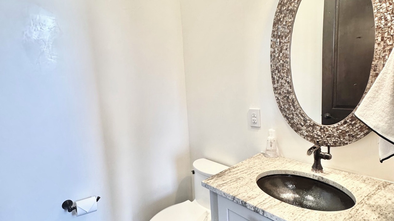 Photo of Bathroom in Silt