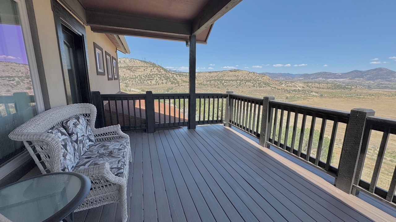 Photo of Patio Balcony in Silt