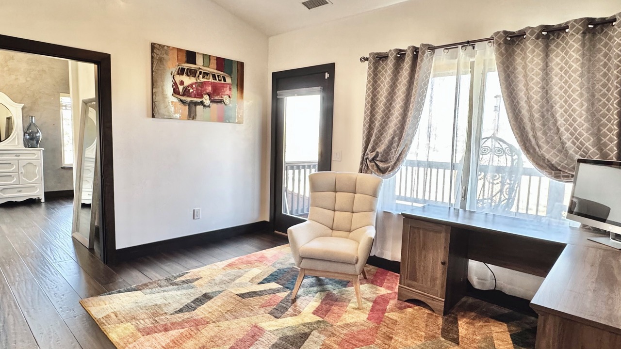 Photo of Livingroom in Silt