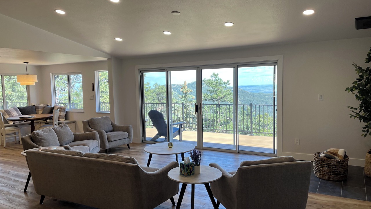 Photo of Livingroom in Genesee