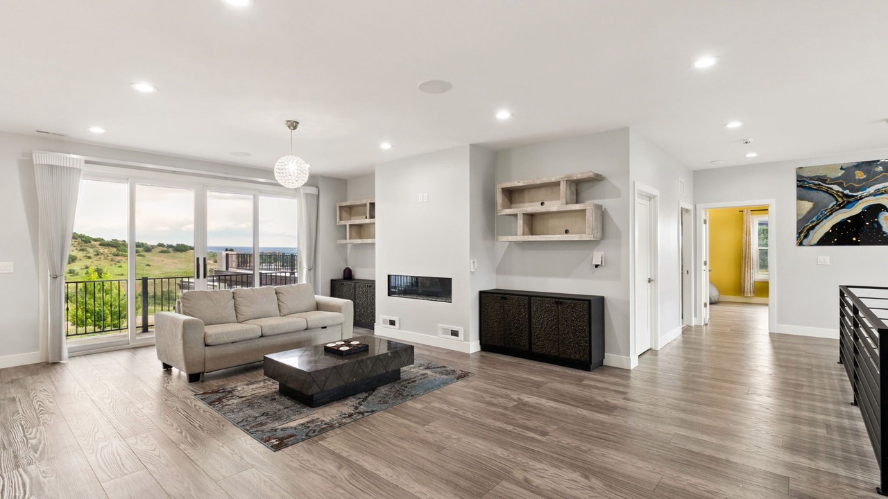 Photo of Livingroom in Southwest Colorado Springs