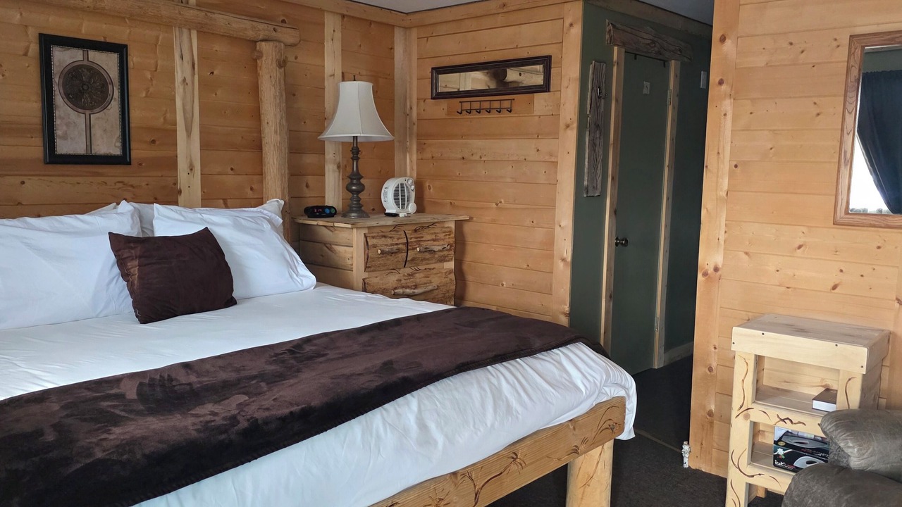 Photo of Bedroom in Cedaredge