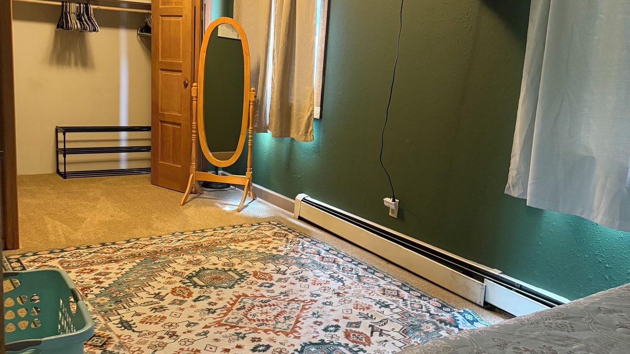 Photo of Bedroom in Pine