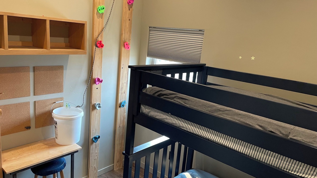 Photo of Bedroom in Gunnison