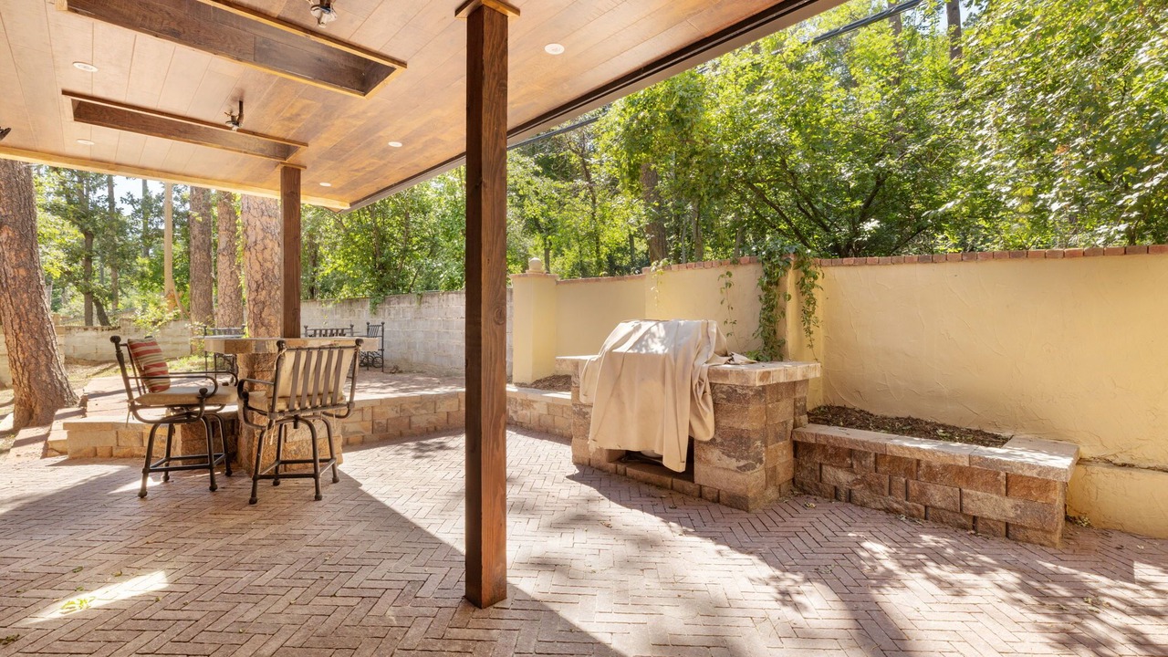 Photo of Outdoor in Broadmoor