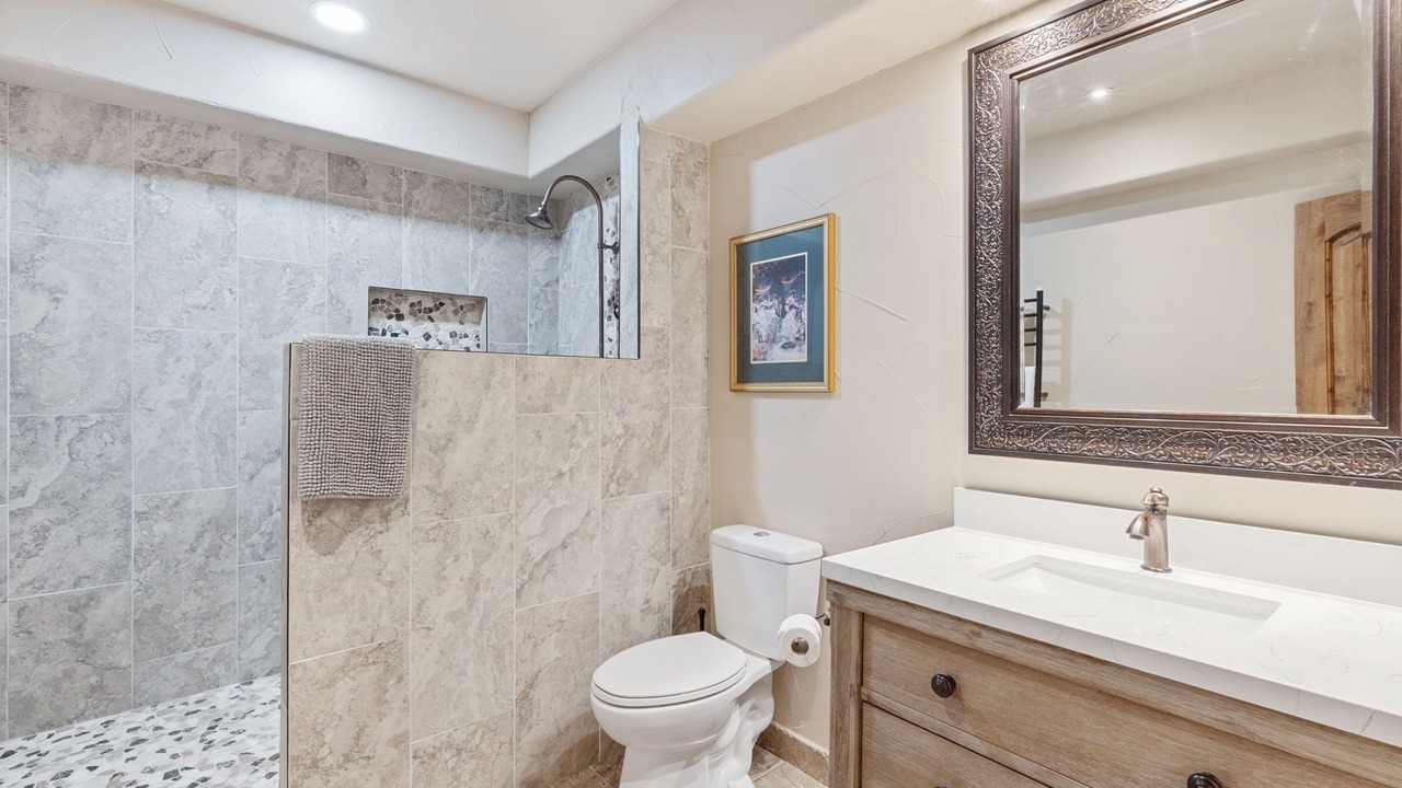 Photo of Bathroom in Broadmoor