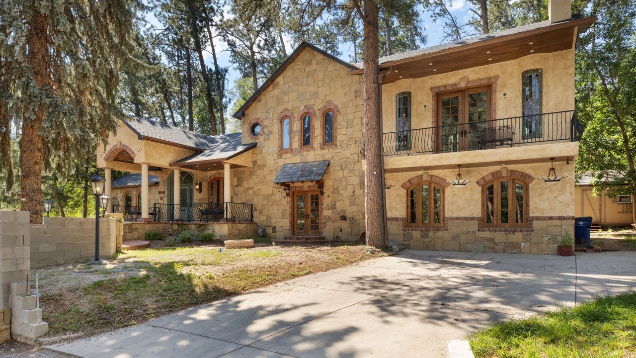 Photo of Outdoor in Broadmoor