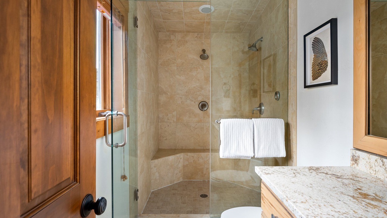 Photo of Bathroom in Sunset Ridge