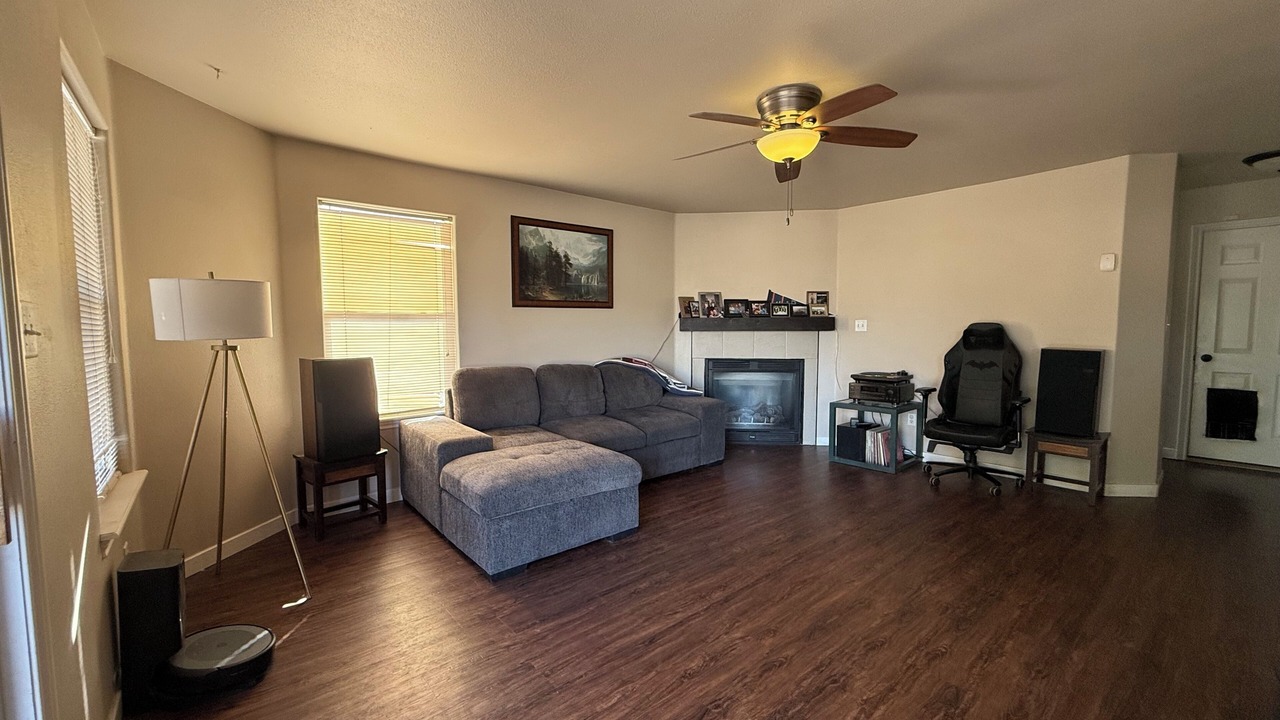 Photo of Livingroom in Pear Park