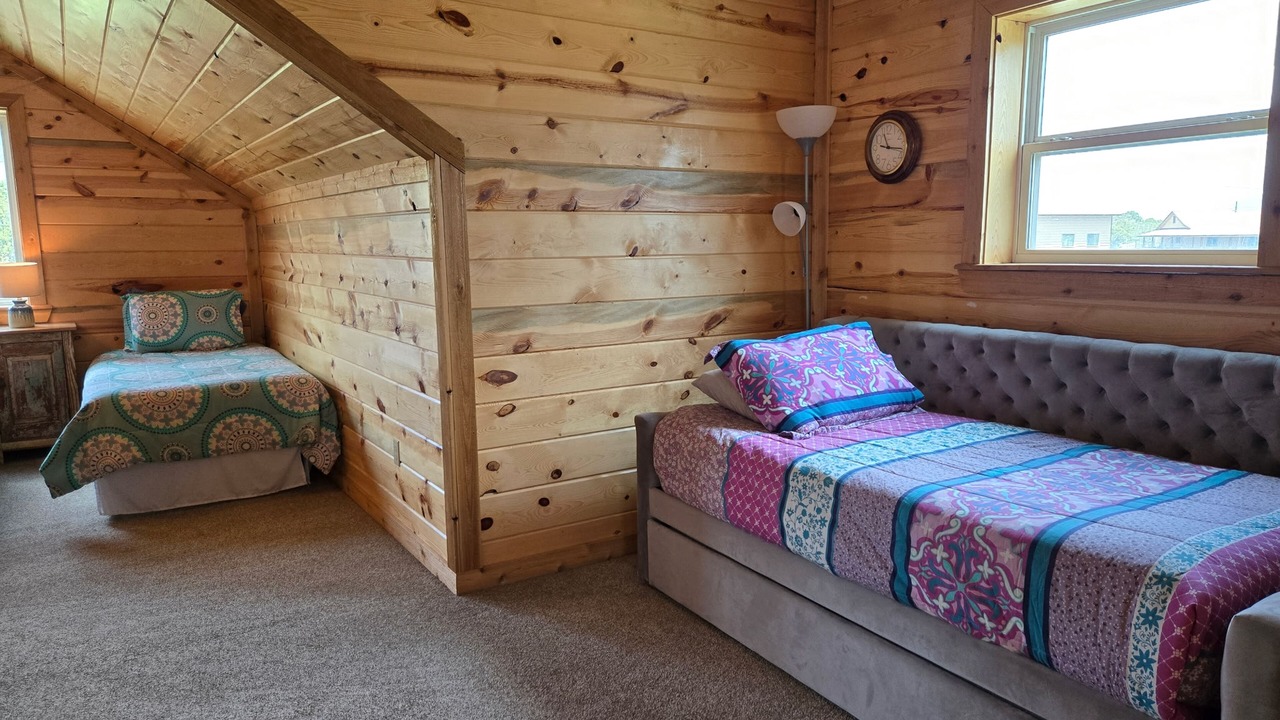 Photo of Bedroom in Alpine Village