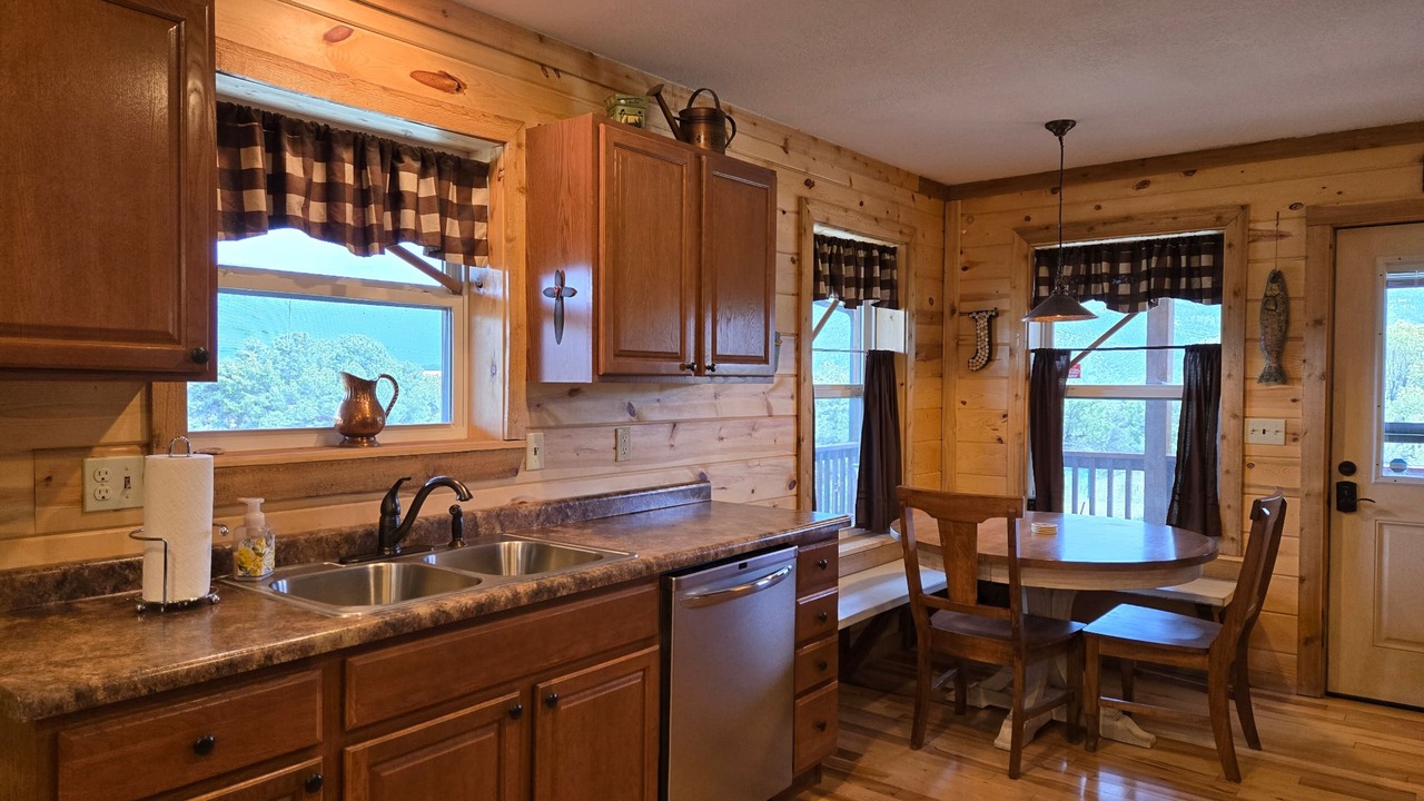 Photo of Kitchen in Alpine Village