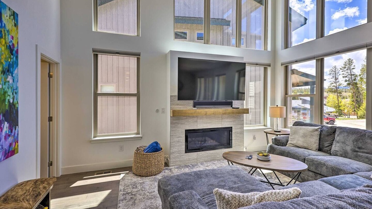 Photo of Livingroom in Rendezvous