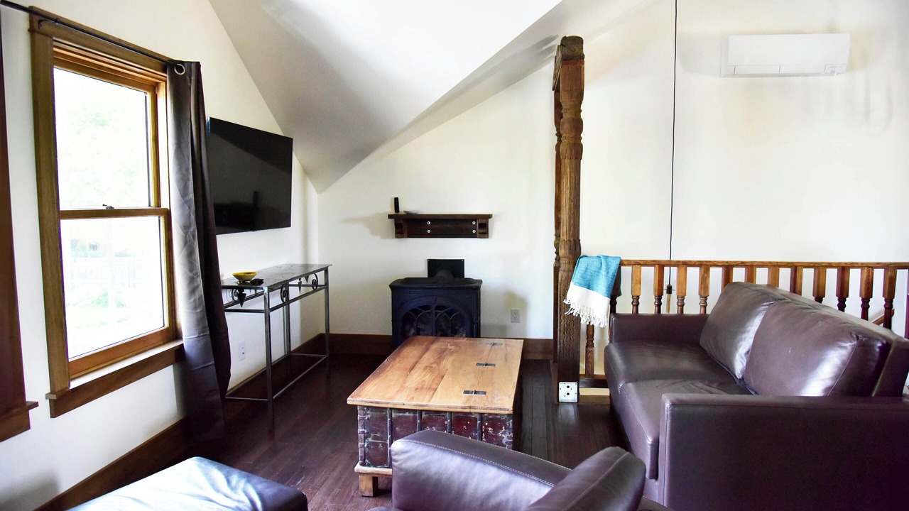 Photo of Livingroom in Sunnyside