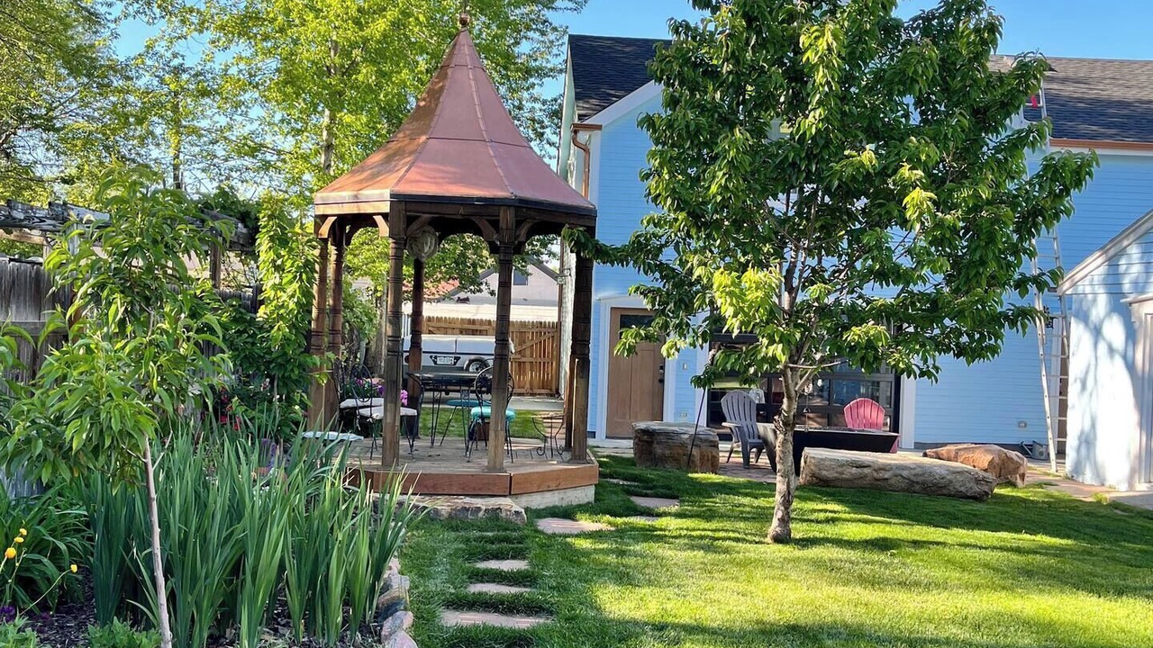 Photo of Outdoor in Sunnyside