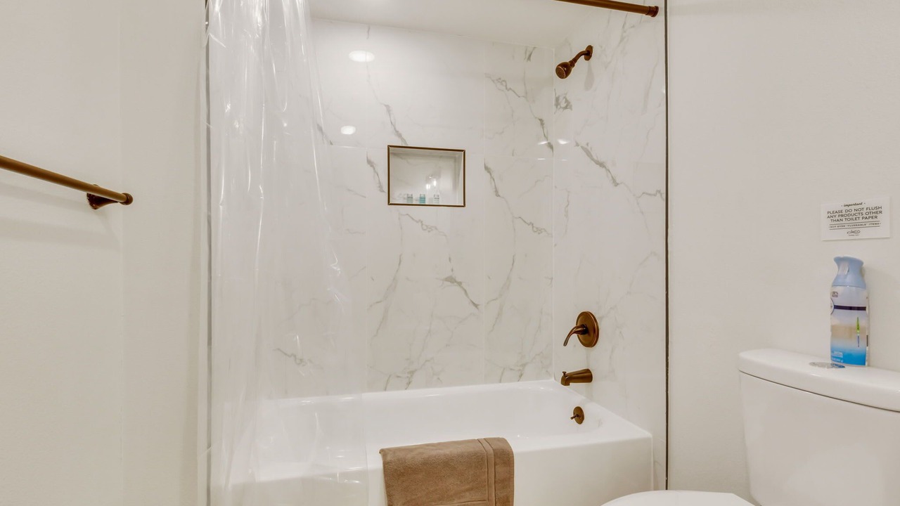 Photo of Bathroom in Allendale Area
