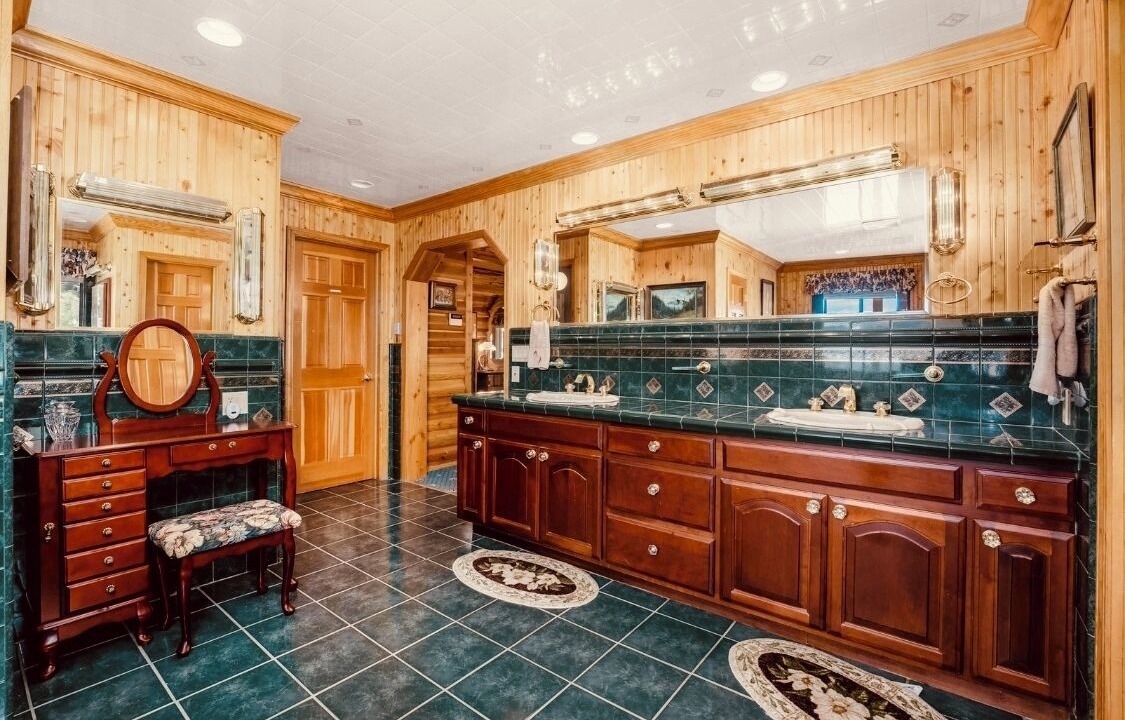 Photo of Bathroom in Bayfield