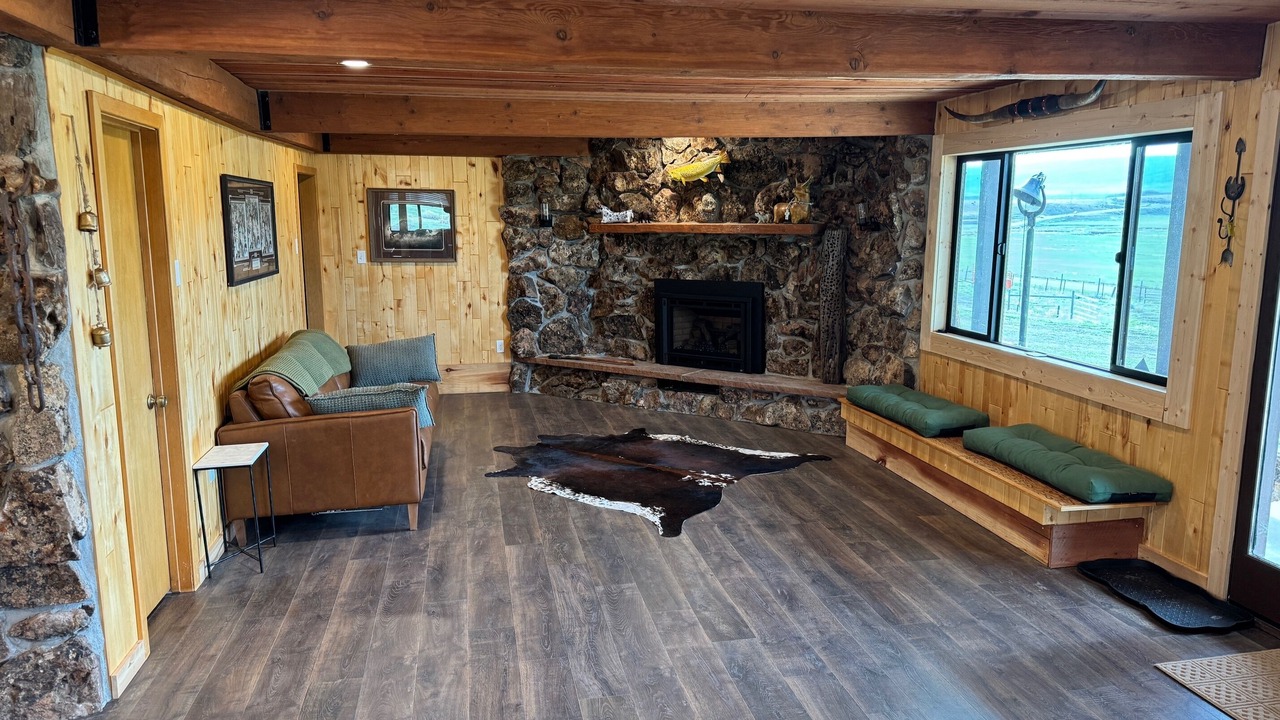 Photo of Livingroom in Meeker