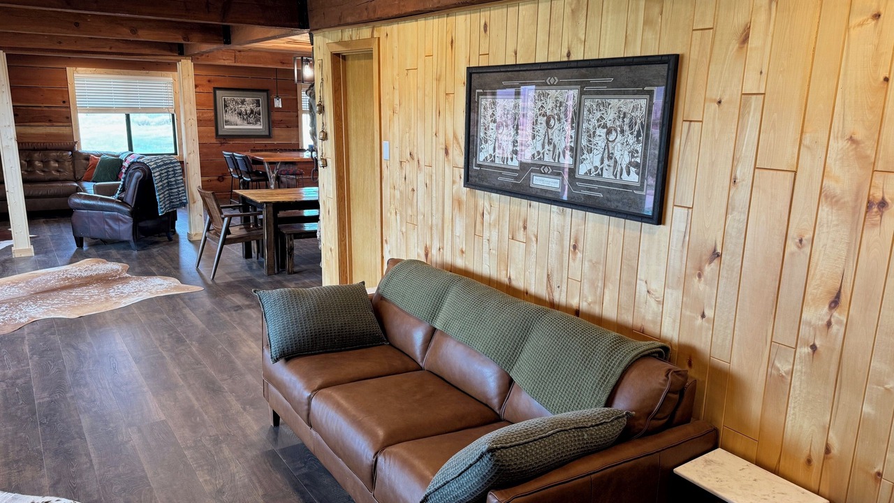 Photo of Livingroom in Meeker