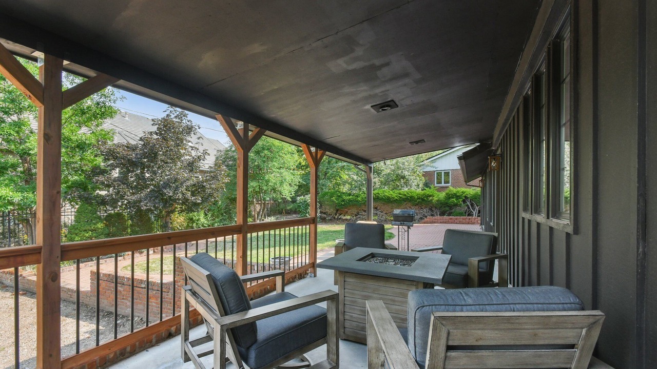 Photo of Patio Balcony in Applewood West