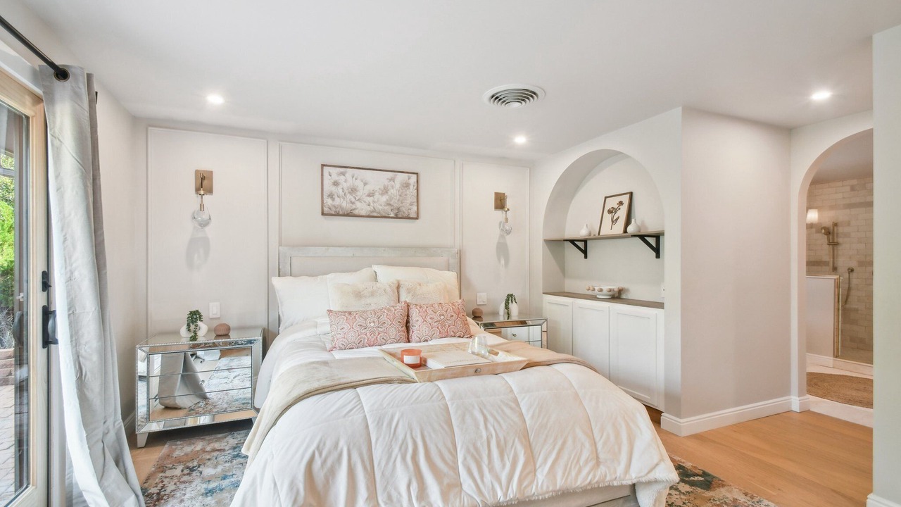 Photo of Bedroom in Applewood West