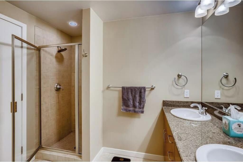 Photo of Bathroom in Central Boulder