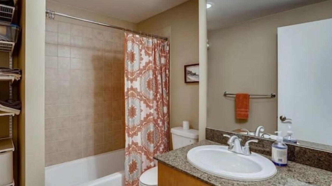 Photo of Bathroom in Central Boulder