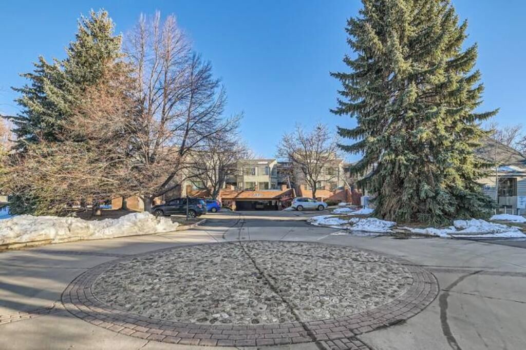 Photo of Outdoor in Glenwood Grove - North Iris