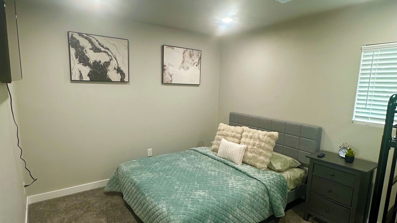 Photo of Bedroom in Northglenn