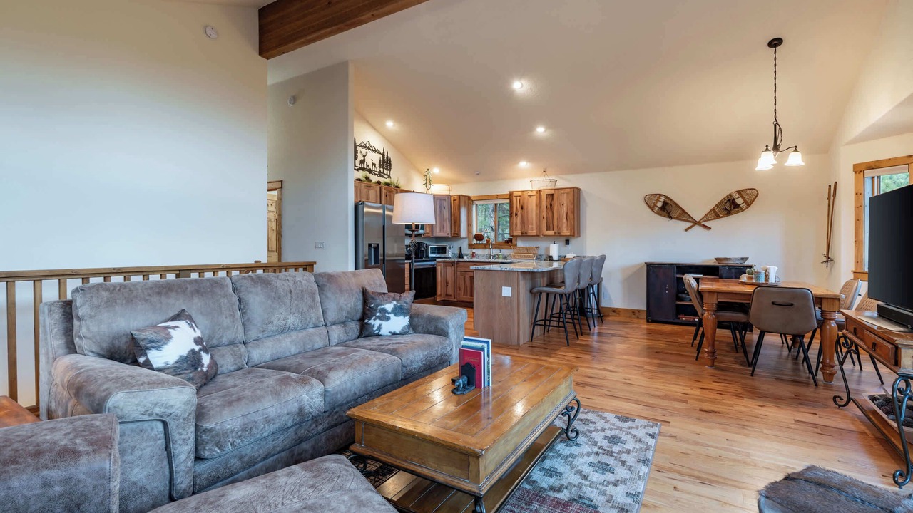 Photo of Livingroom in Pine