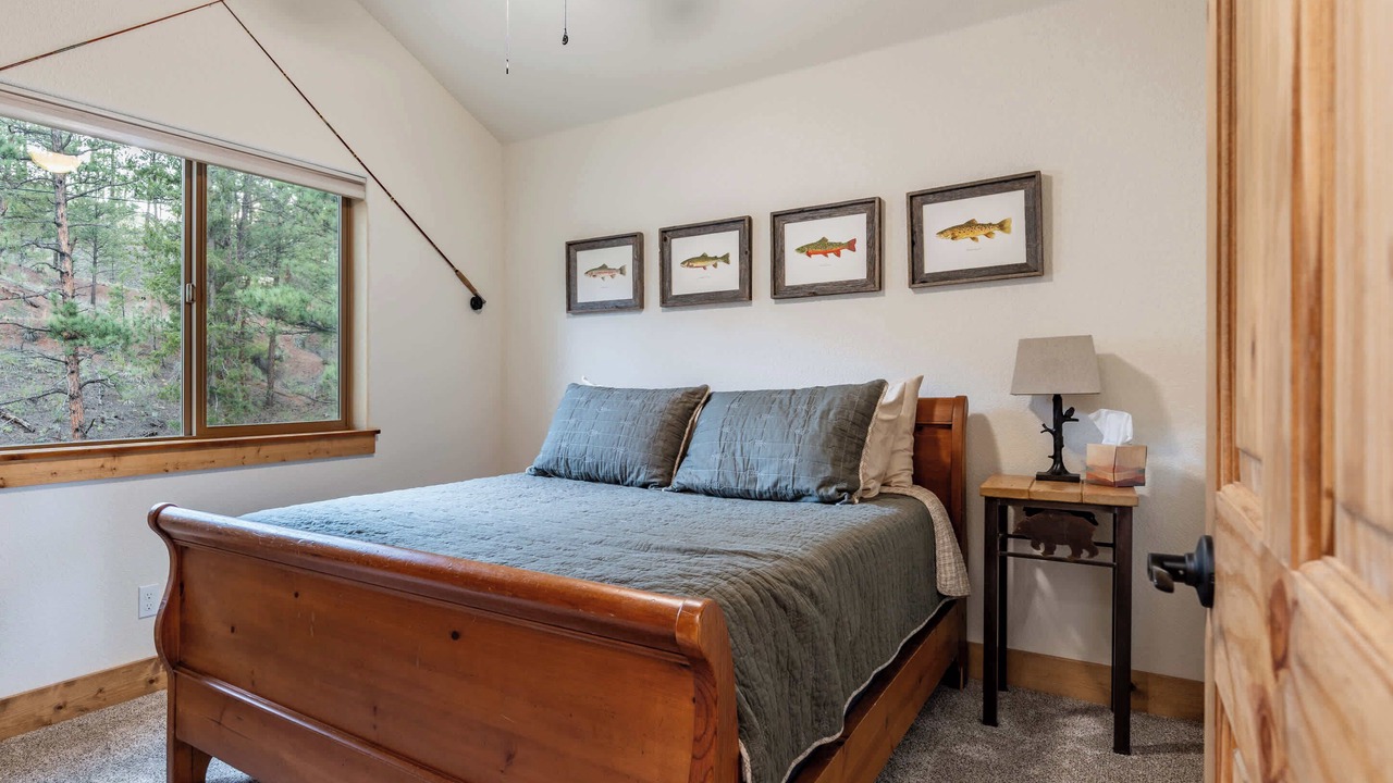 Photo of Bedroom in Pine