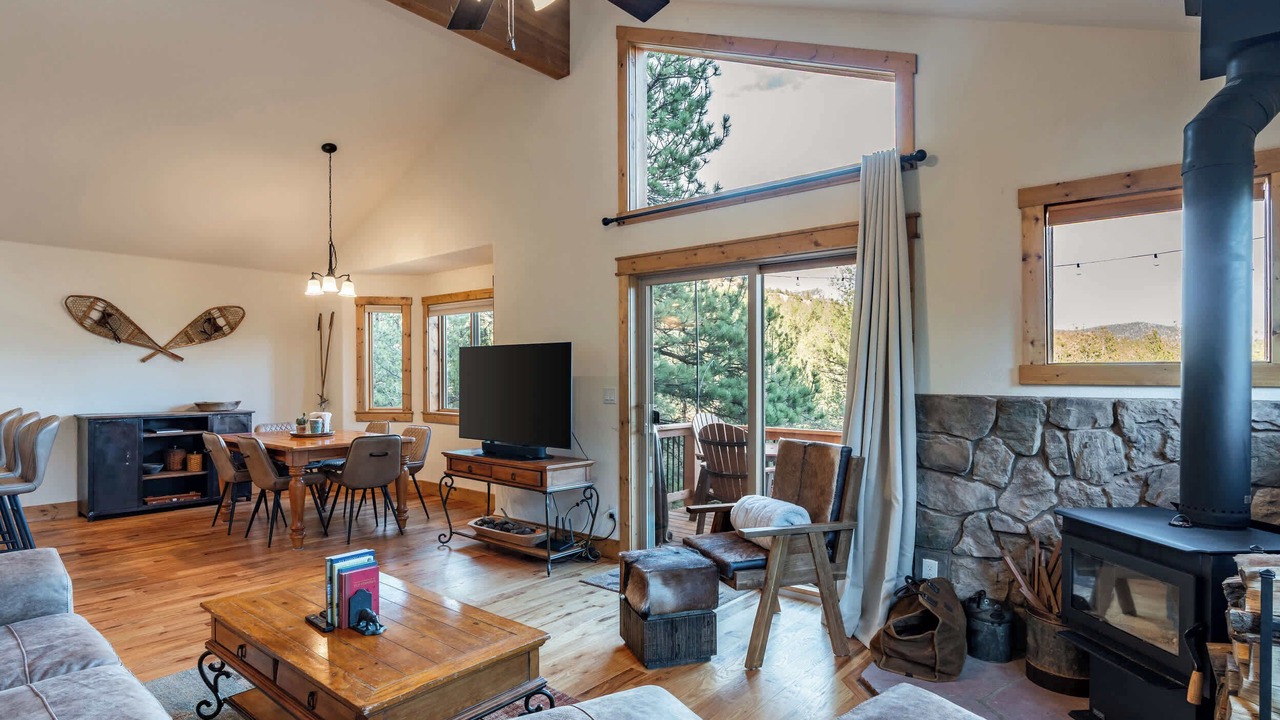 Photo of Livingroom in Pine