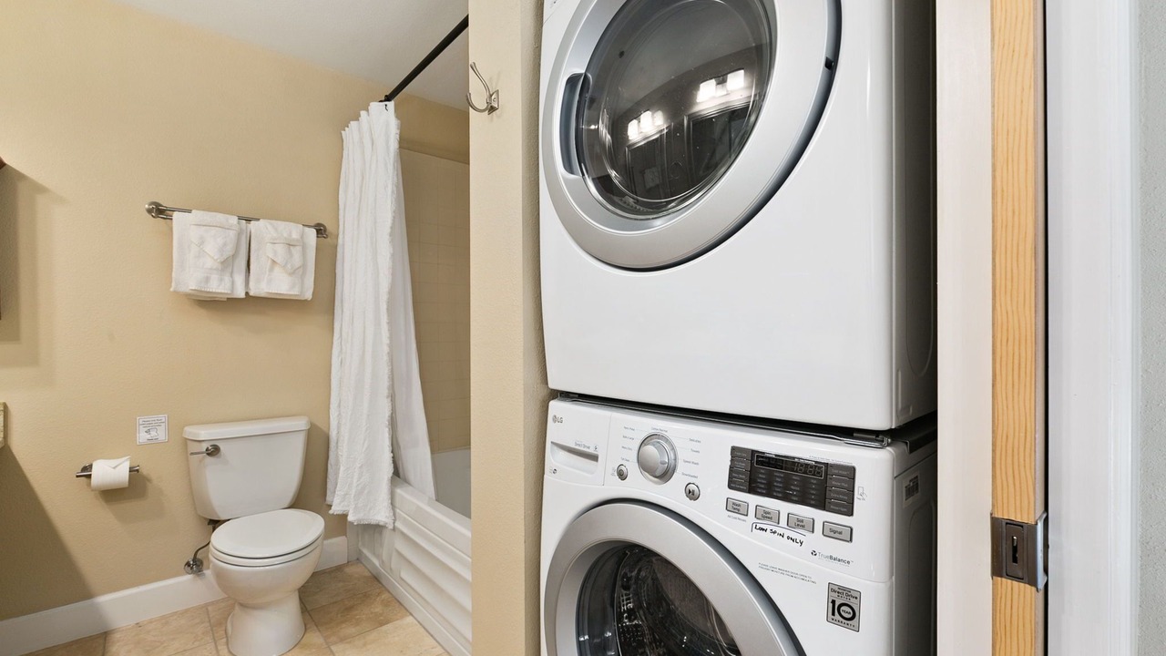 Photo of Bathroom in River Rock