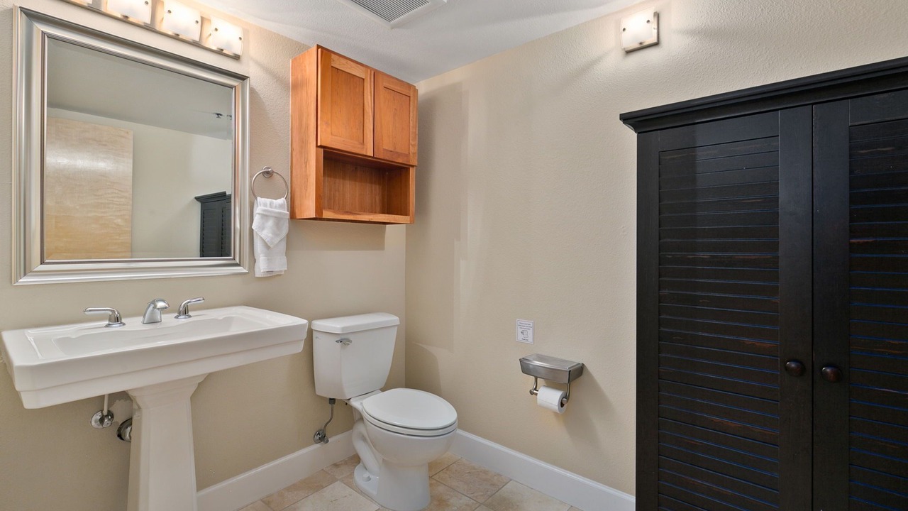 Photo of Bathroom in River Rock