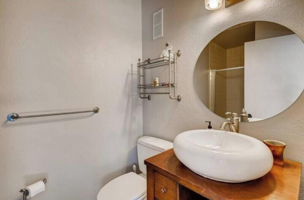 Photo of Bathroom in Whittier