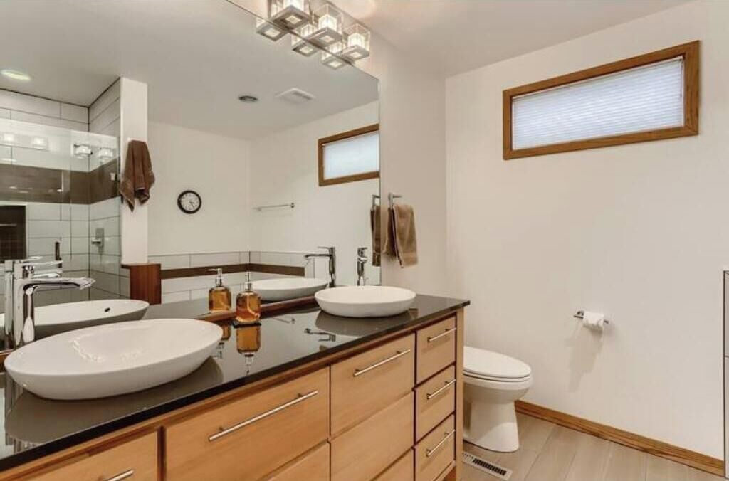 Photo of Bathroom in Central Boulder