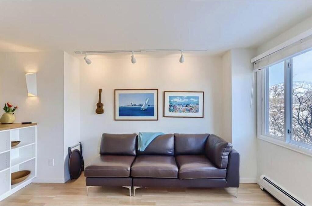 Photo of Livingroom in Panorama Heights