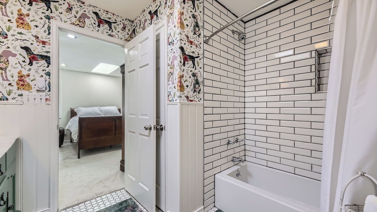 Photo of Bathroom in Cheesman Park