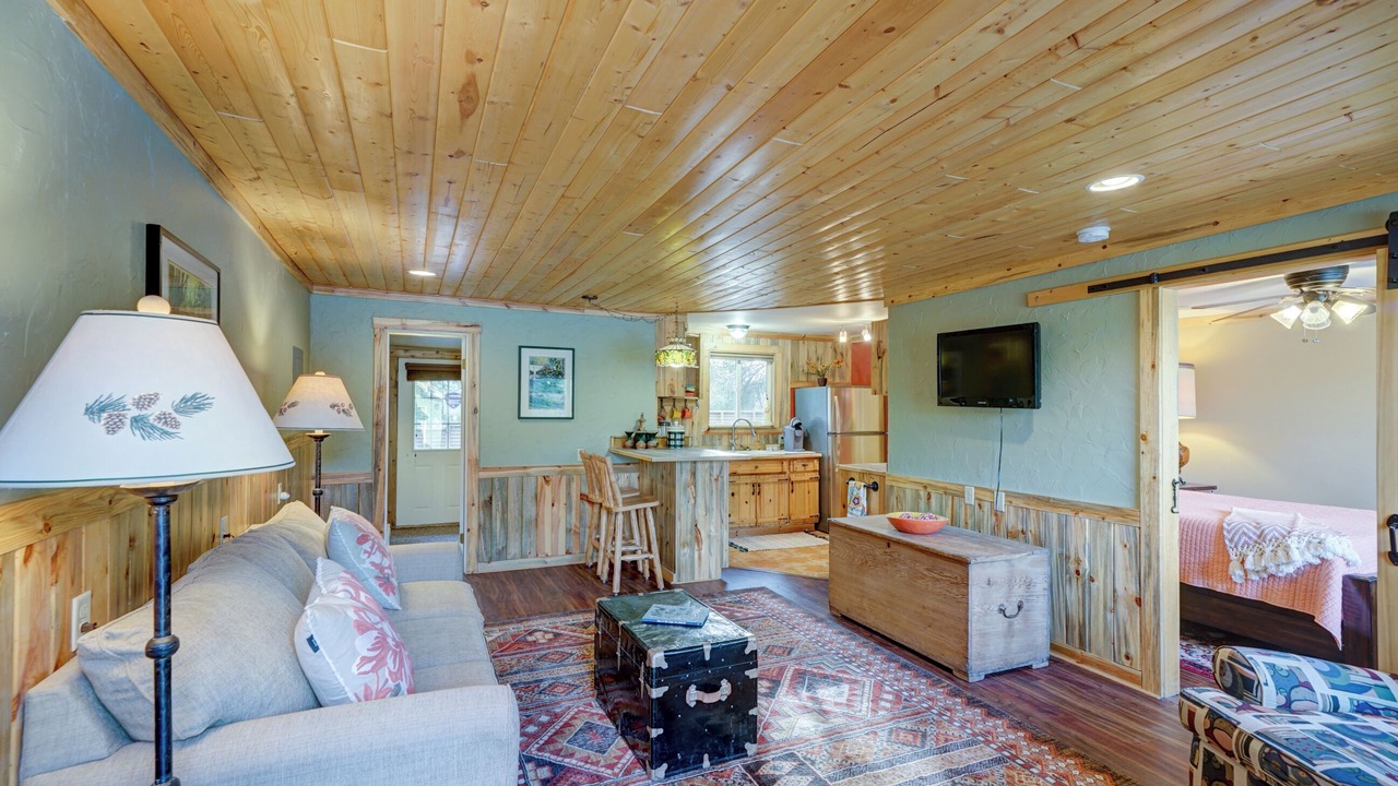 Photo of Livingroom in Howard