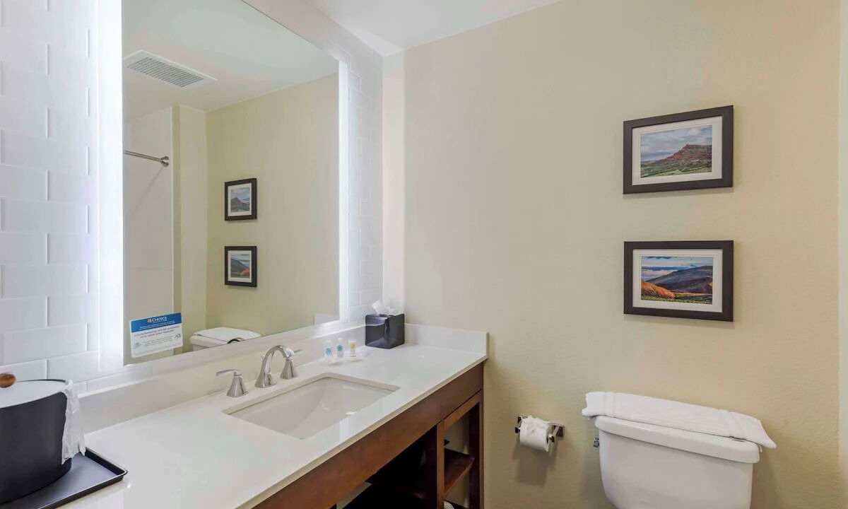 Photo of Bathroom in Loveland