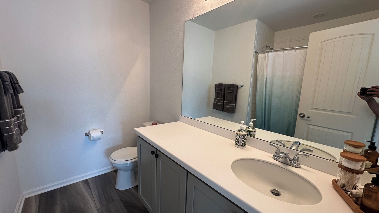 Photo of Bathroom in Commerce City
