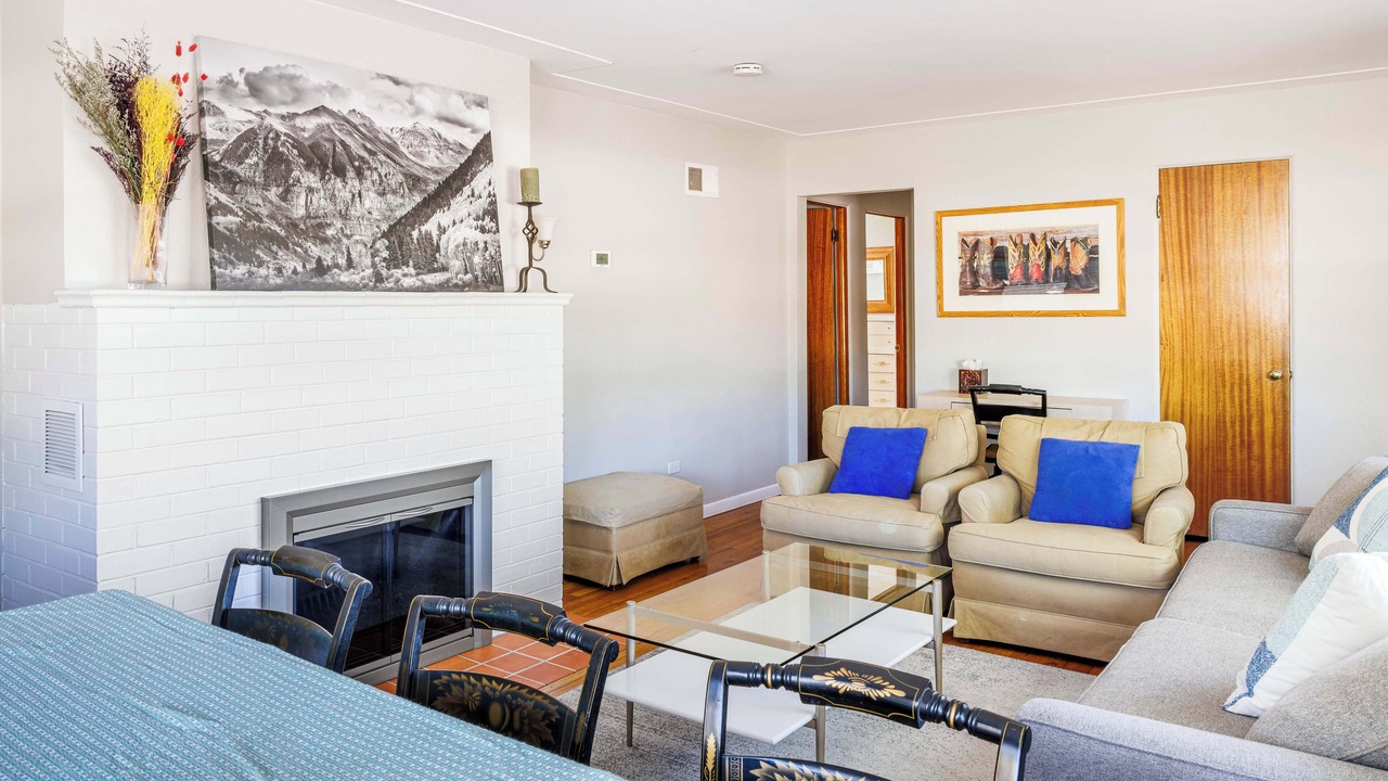 Photo of Livingroom in Golden