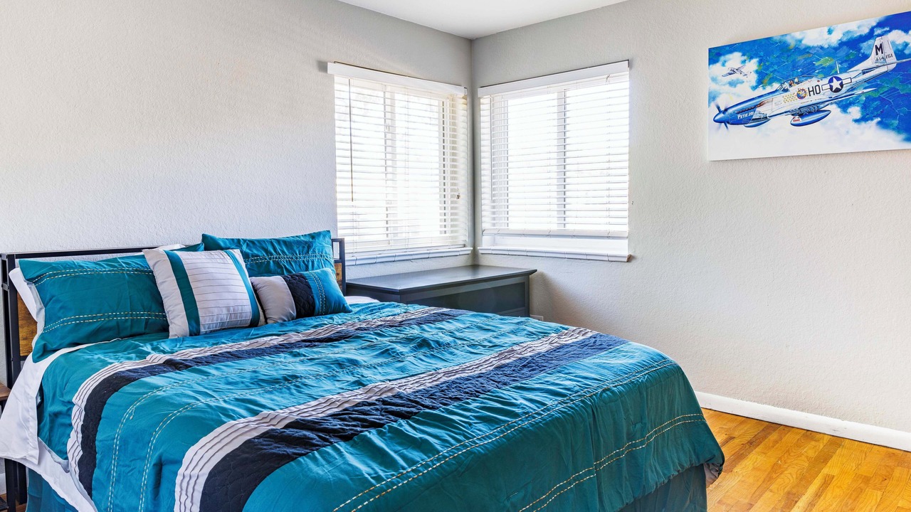 Photo of Bedroom in Golden