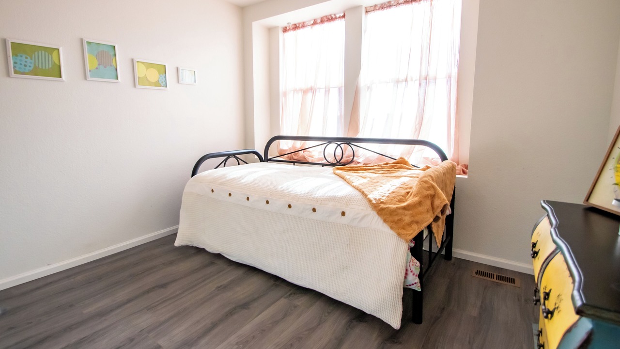 Photo of Bedroom in Aurora