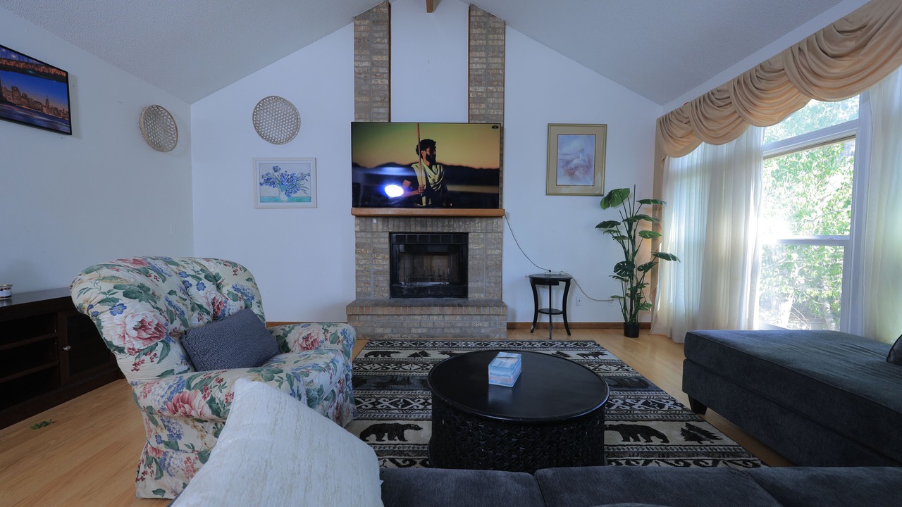 Photo of Livingroom in Aurora