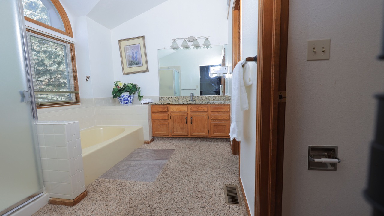Photo of Bathroom in Aurora