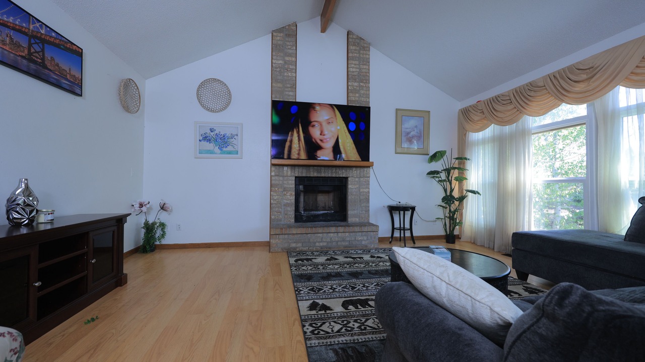 Photo of Livingroom in Aurora