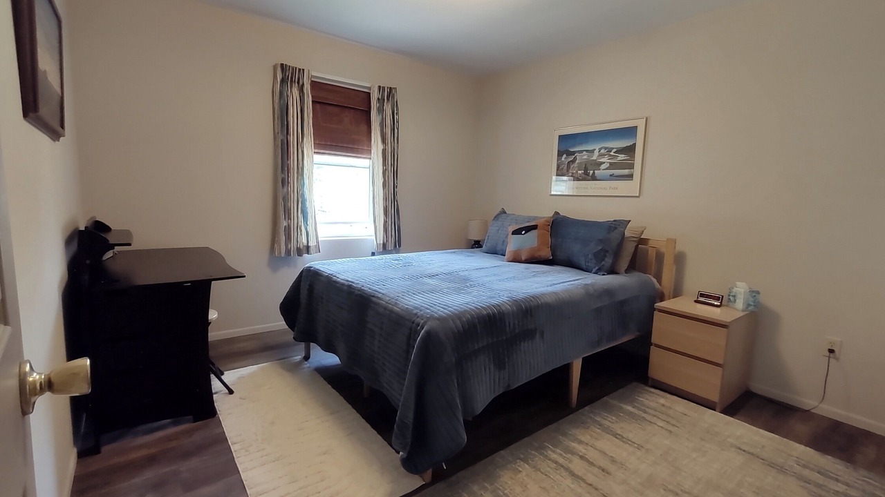 Photo of Bedroom in Lake City