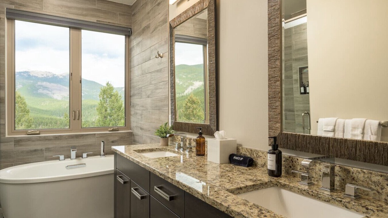 Photo of Bathroom in Bailey