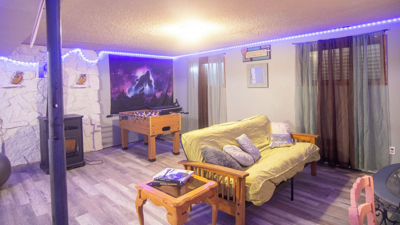 Photo of Livingroom in Divide